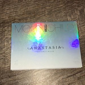 Anastasia eyeshadow palette